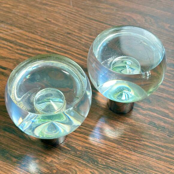 Pair of Vintage Lucite Doorknobs with Chrome Hardware – Mid Century Modern - Picture 5 of 12